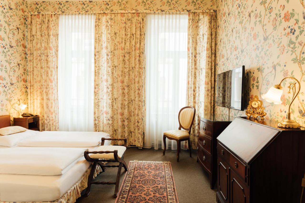 Das Kleine Hotel In Ruhiger Stadtlage Wiesbaden Ngoại thất bức ảnh