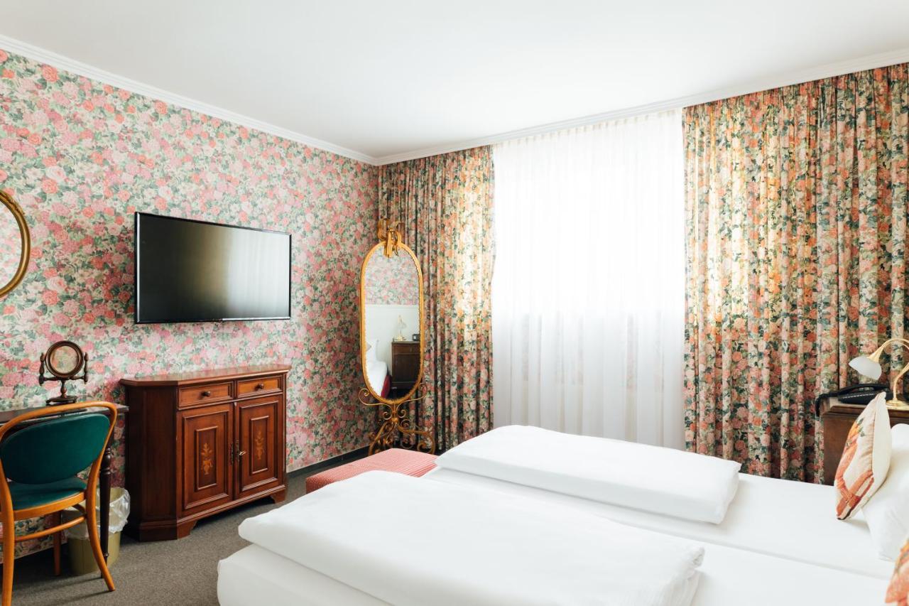 Das Kleine Hotel In Ruhiger Stadtlage Wiesbaden Ngoại thất bức ảnh