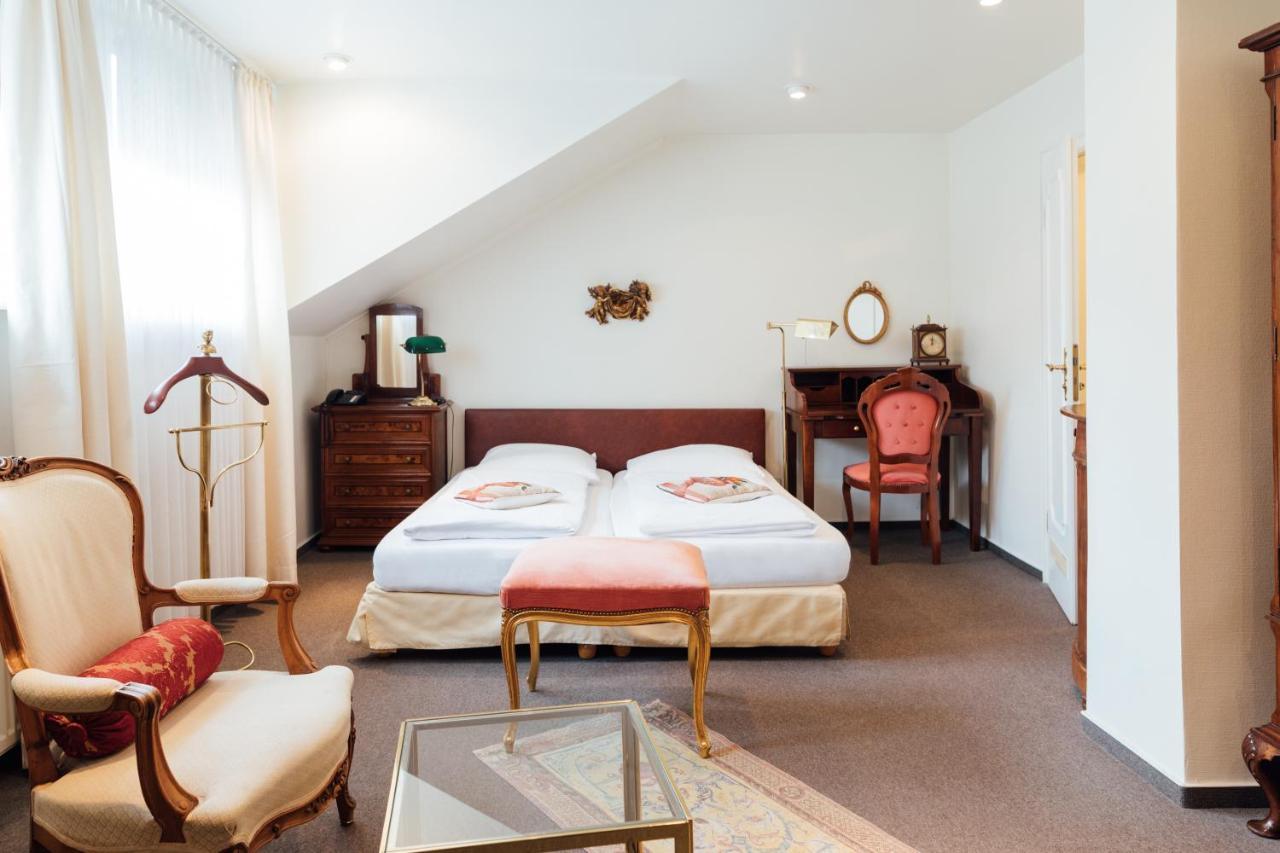 Das Kleine Hotel In Ruhiger Stadtlage Wiesbaden Ngoại thất bức ảnh